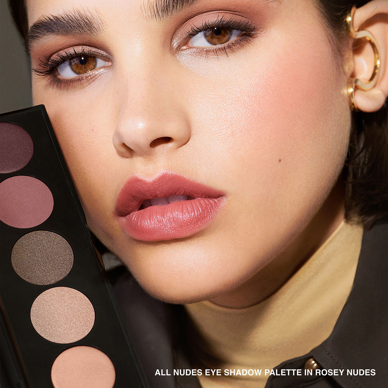 Bobbi Brown Rosey Nudes Eye Shadow Palette