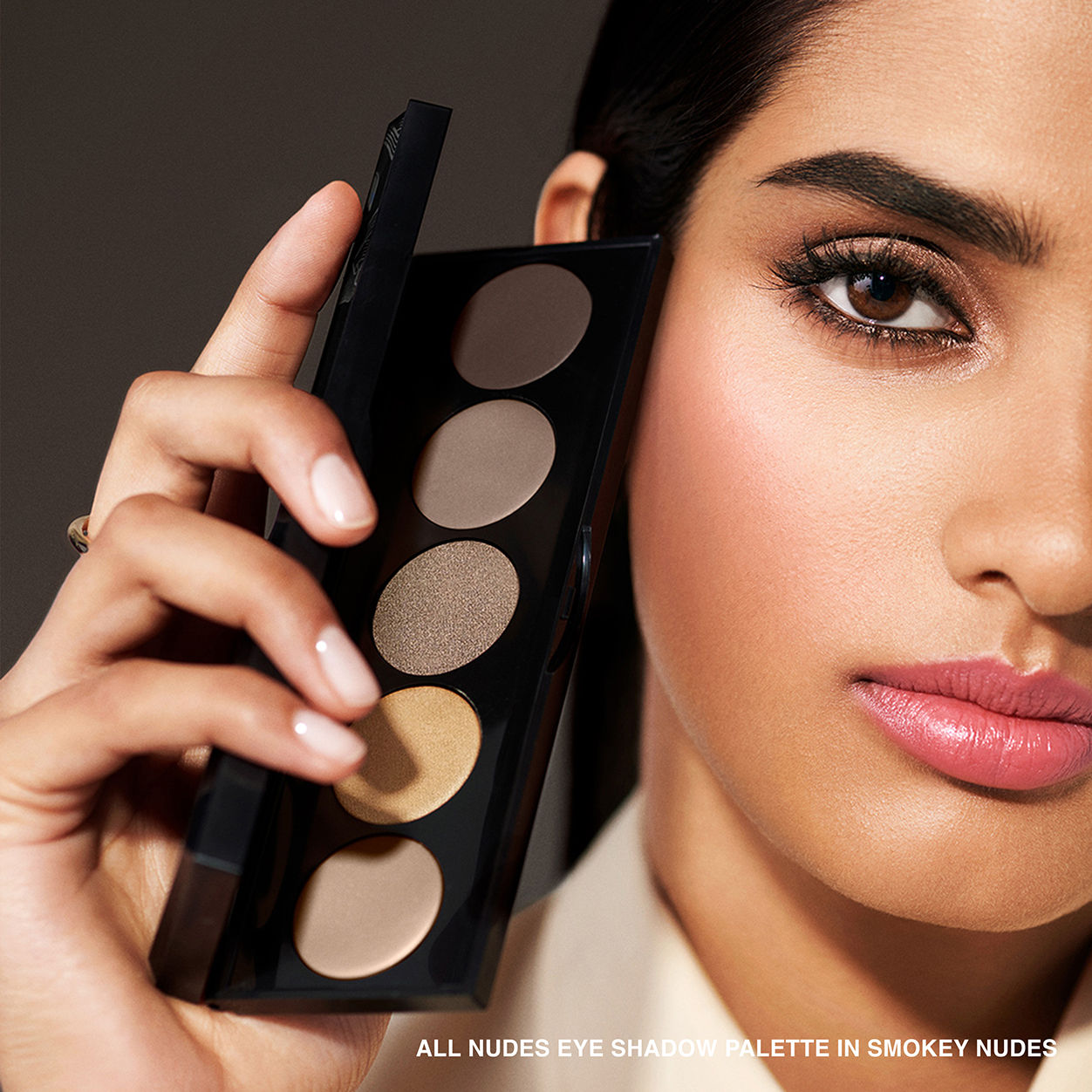 Bobbi Brown Smokey Nudes Eye Shadow Palette