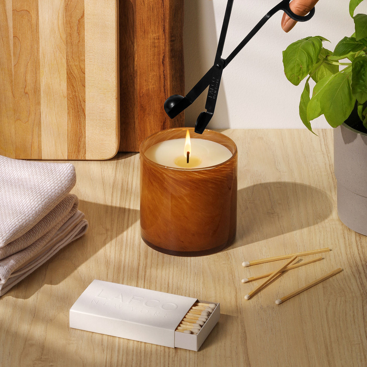 Lafco Amber Black Vanilla Signature Candle