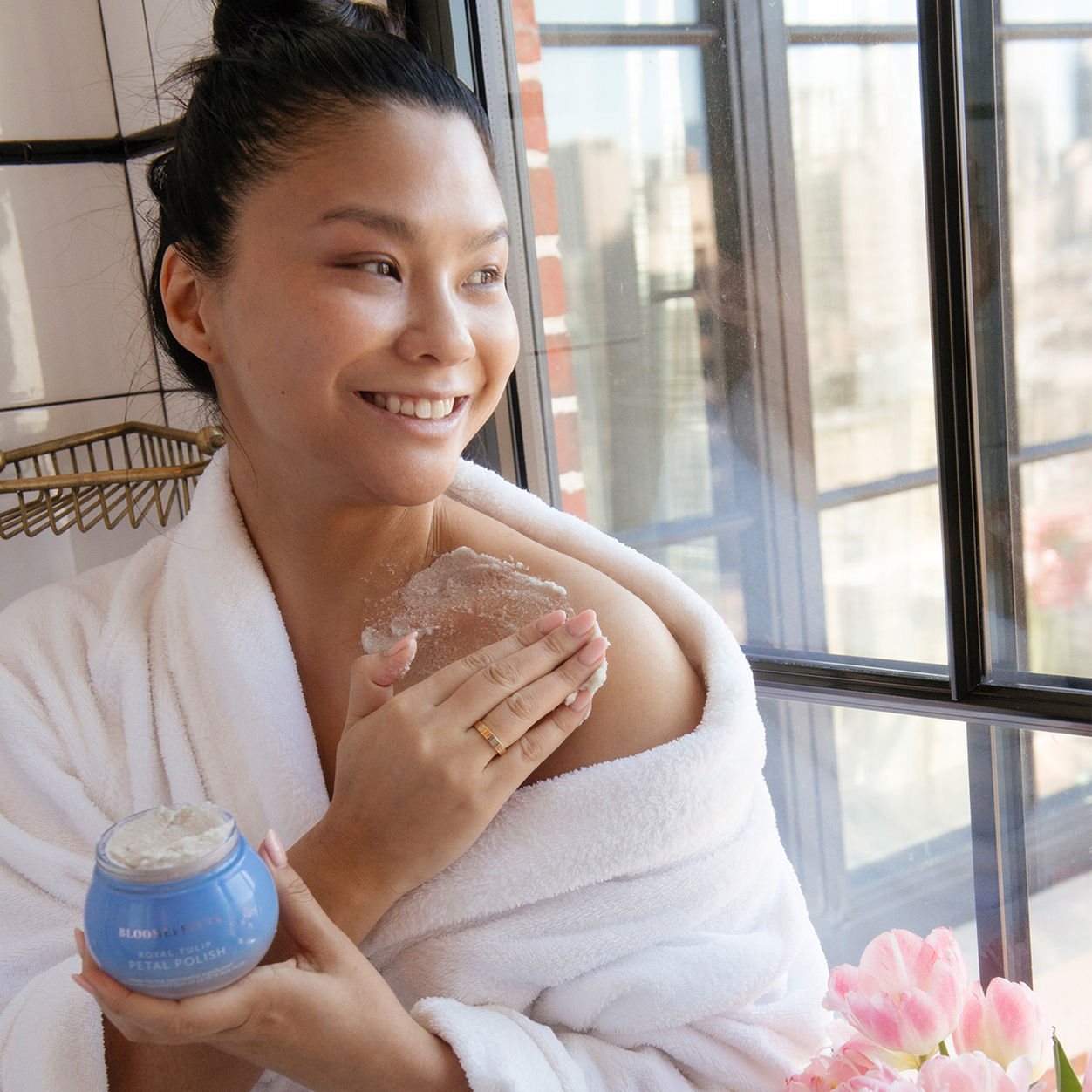 Bloomeffects Royal Tulip Petal Polish