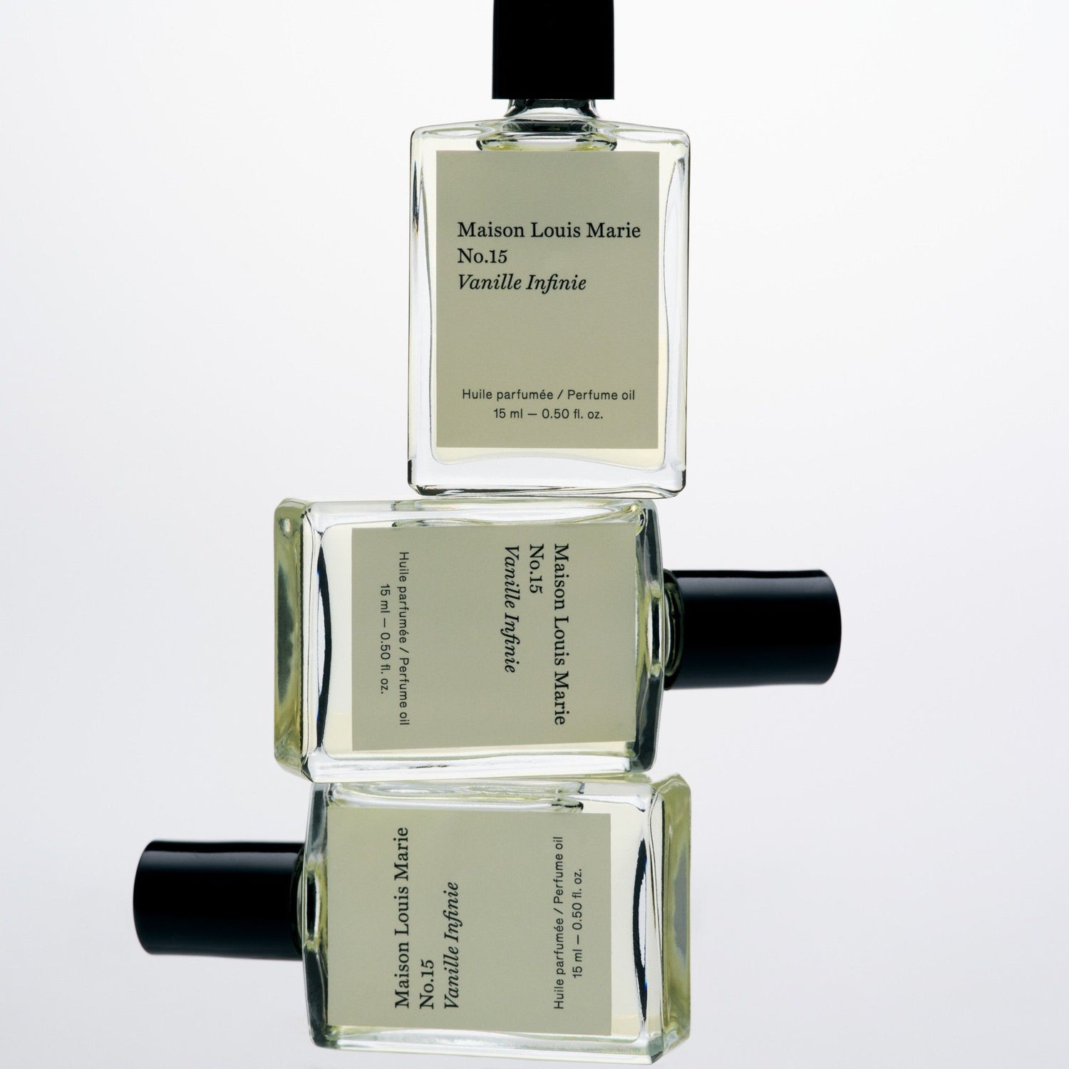 Lifestyle image of Maison Louis Marie No.15 Vanille Infinie Perfume Oil