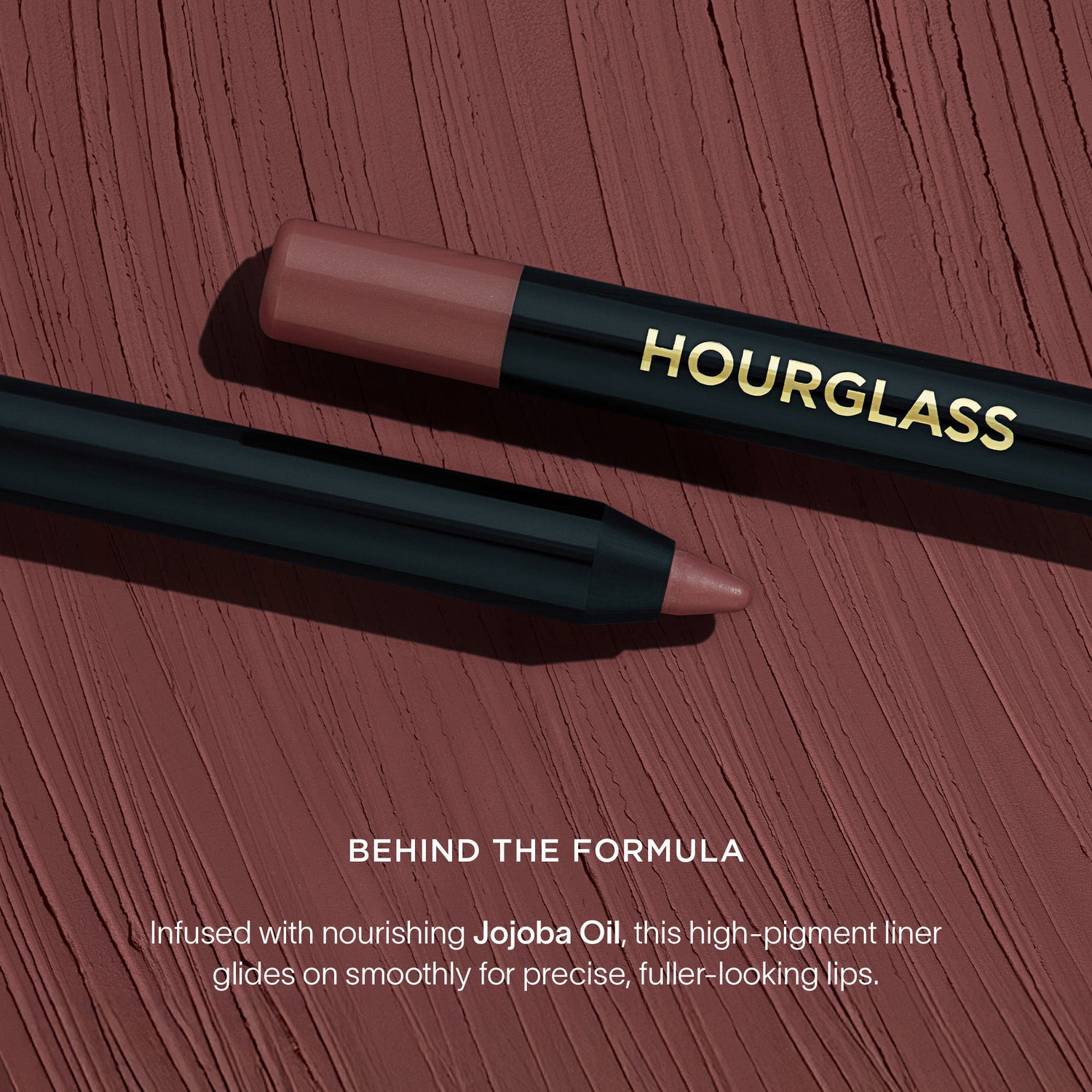 Lifestyle image of Hourglass Shape and Sculpt Lip Liner
