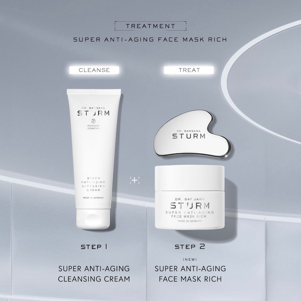 Lifestyle image of Dr. Barbara Sturm Super Anti-Aging Face Mask Rich