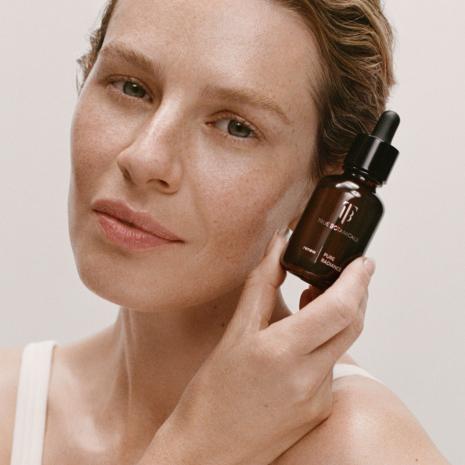 Group model image of True Botanicals Renew Pure Radiance Oil
