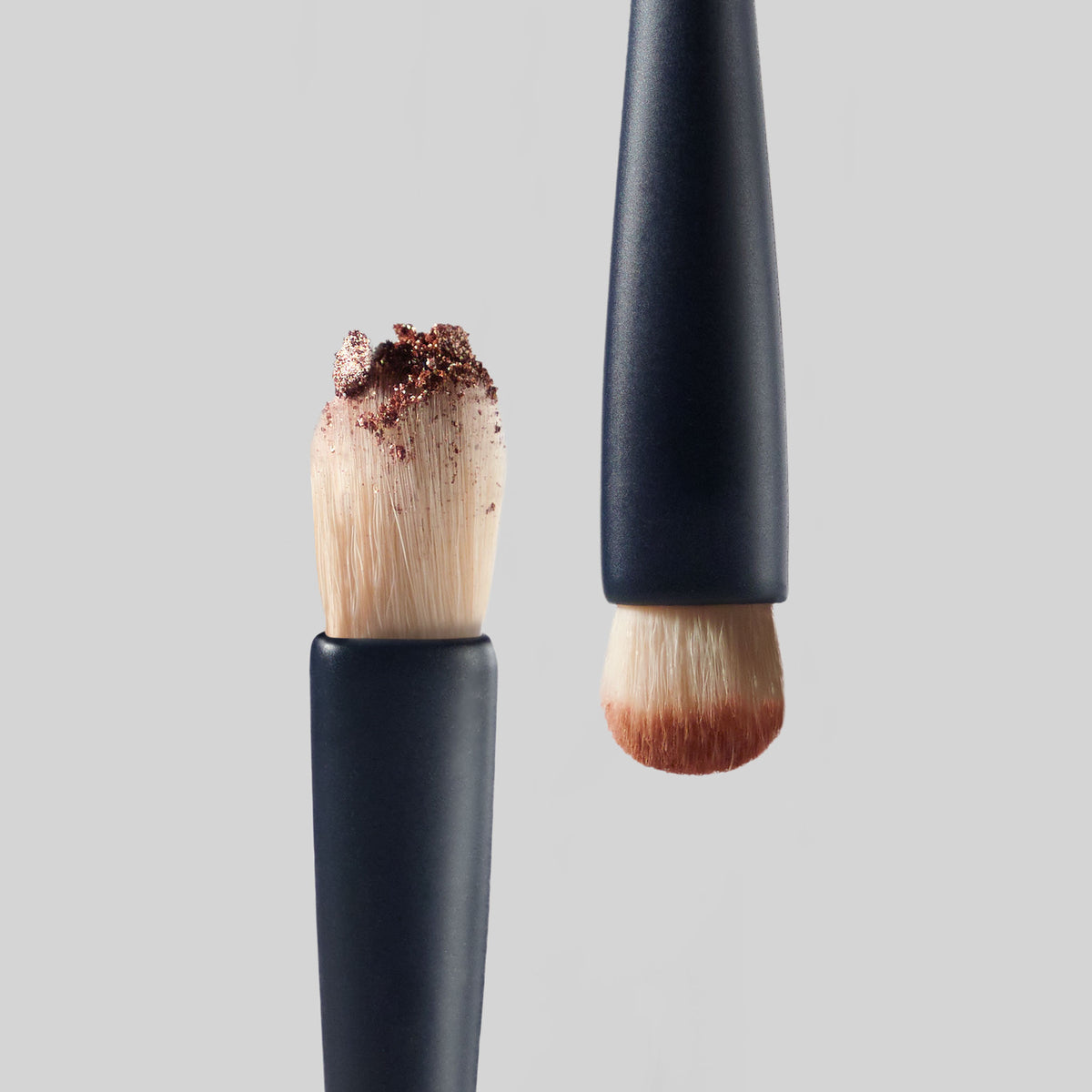 Lifestyle image of Lune+Aster Eyeshadow Duo Brush