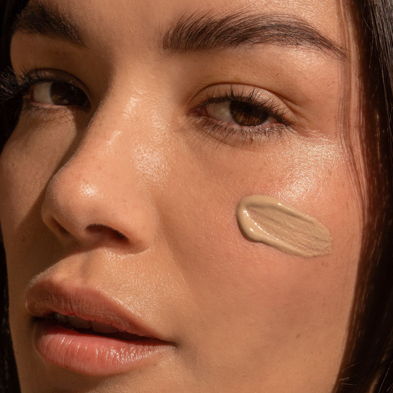A shade comparison of Minu Brightening Sunscreen Minerals Broad Spectrum SPF 30 Gel-Cream