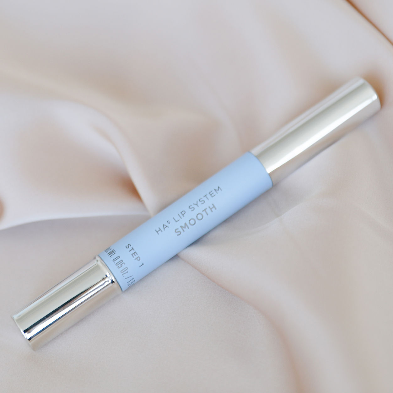 Lifestyle image of SkinMedica HA5 Smooth and Plump Lip System