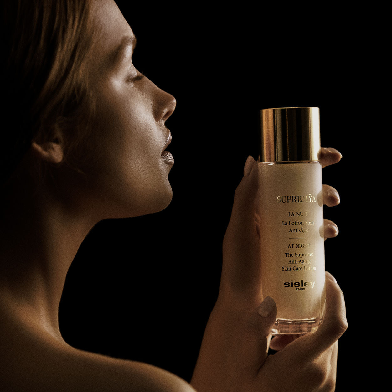 Model image of Sisley Paris Supremÿa La Lotion