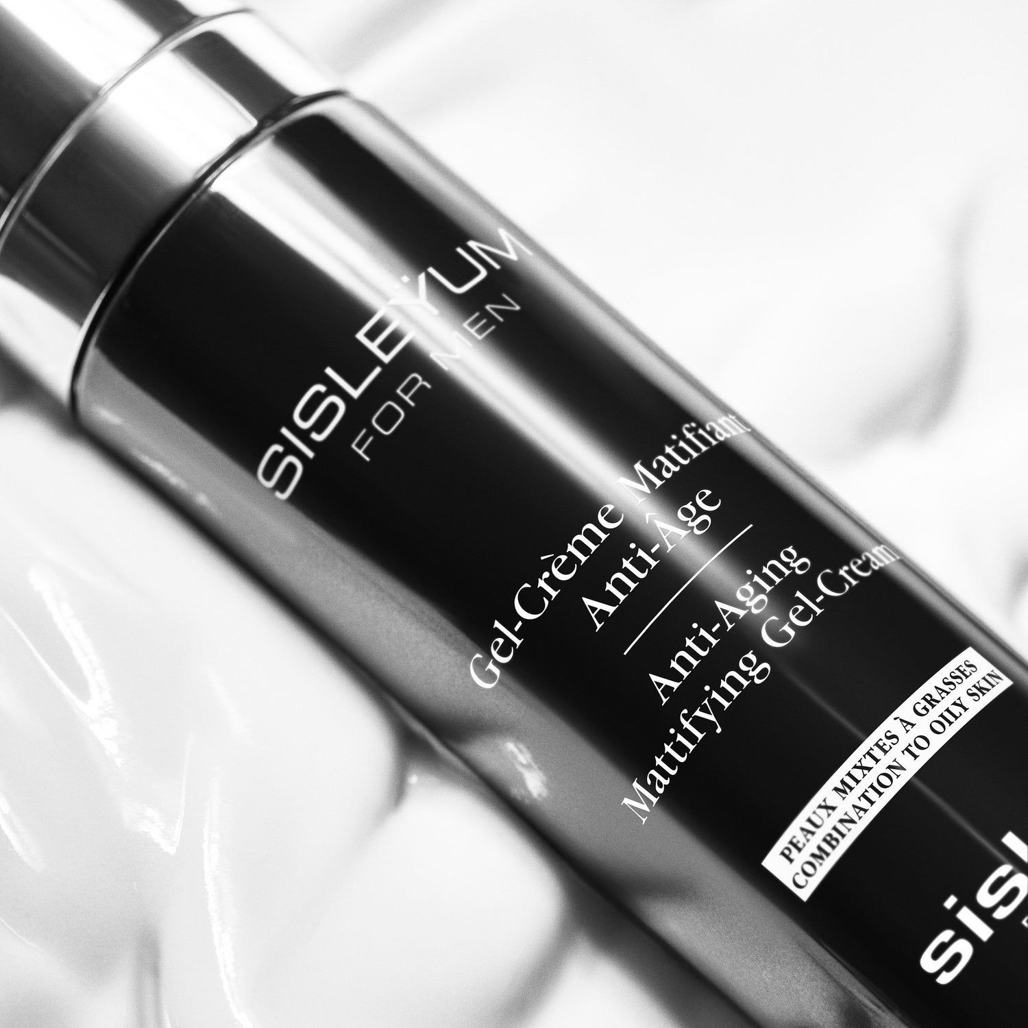 Lifestyle image of Sisley-Paris Sisleÿum Anti-Aging Mattifying Gel-Cream