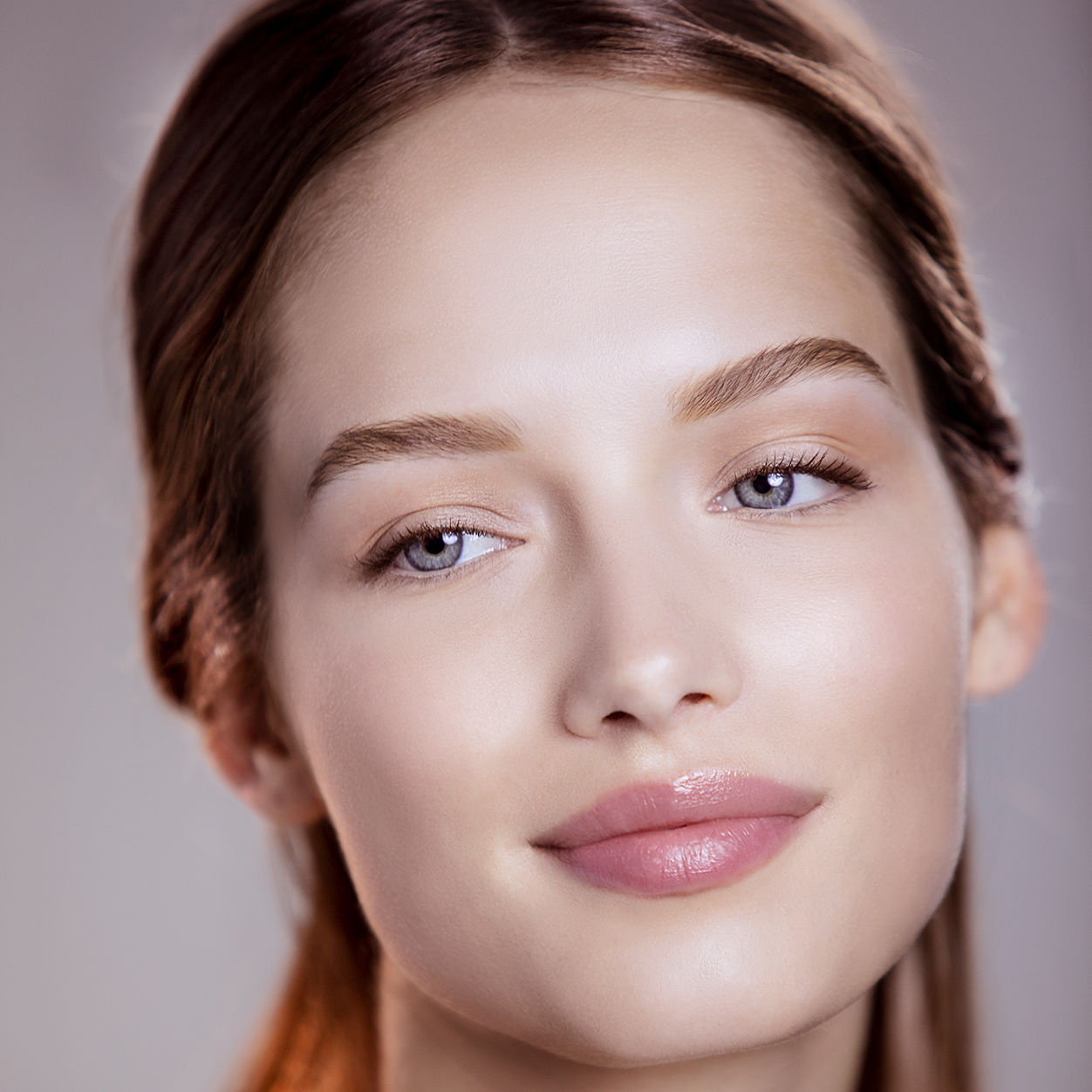 Model image of Sisley Paris Phyto-Blanc La Lotion Brightening Hydrating Lotion