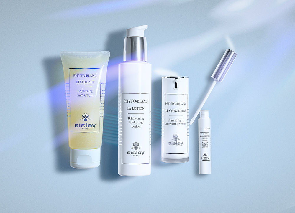 Image of product in the same collection as Sisley Paris Phyto-Blanc Brightening Buff and Wash