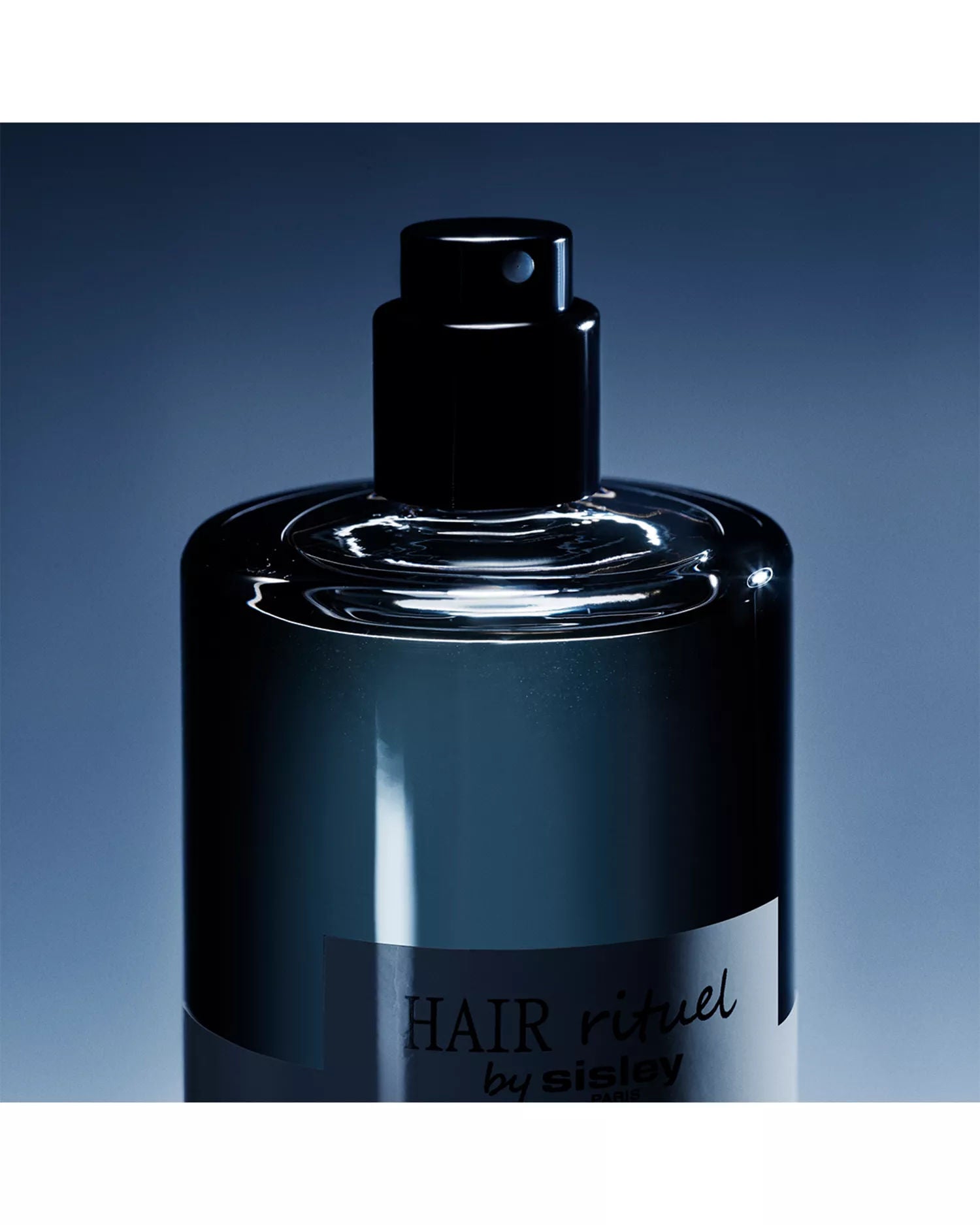Lifestyle image of Sisley Paris Hair Rituel Le Parfum