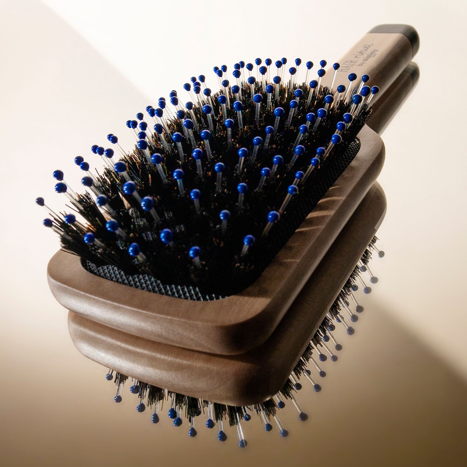 Lifestyle image of Sisley Paris The Pocket Brush Radiance and Softness