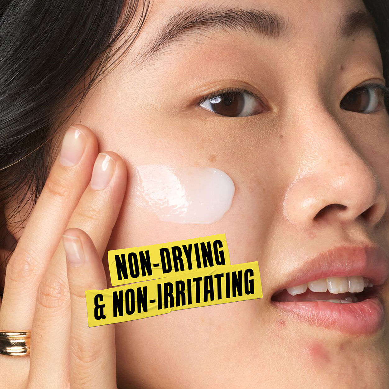 Model image of Kiehl's Since 1851 Expertly Clear Acne-Treating & Preventing Lotion