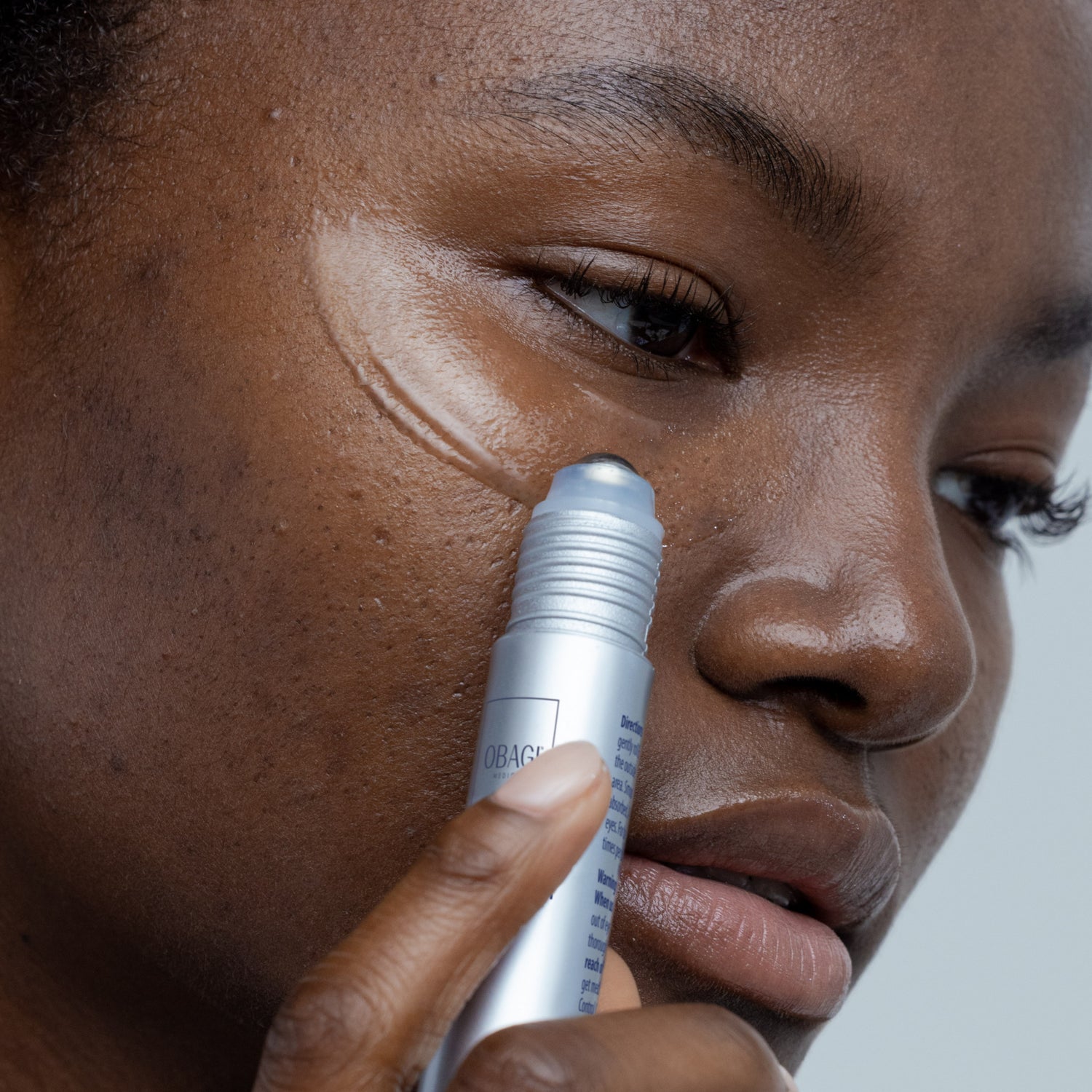 Obagi Elastiderm Eye Serum model image .