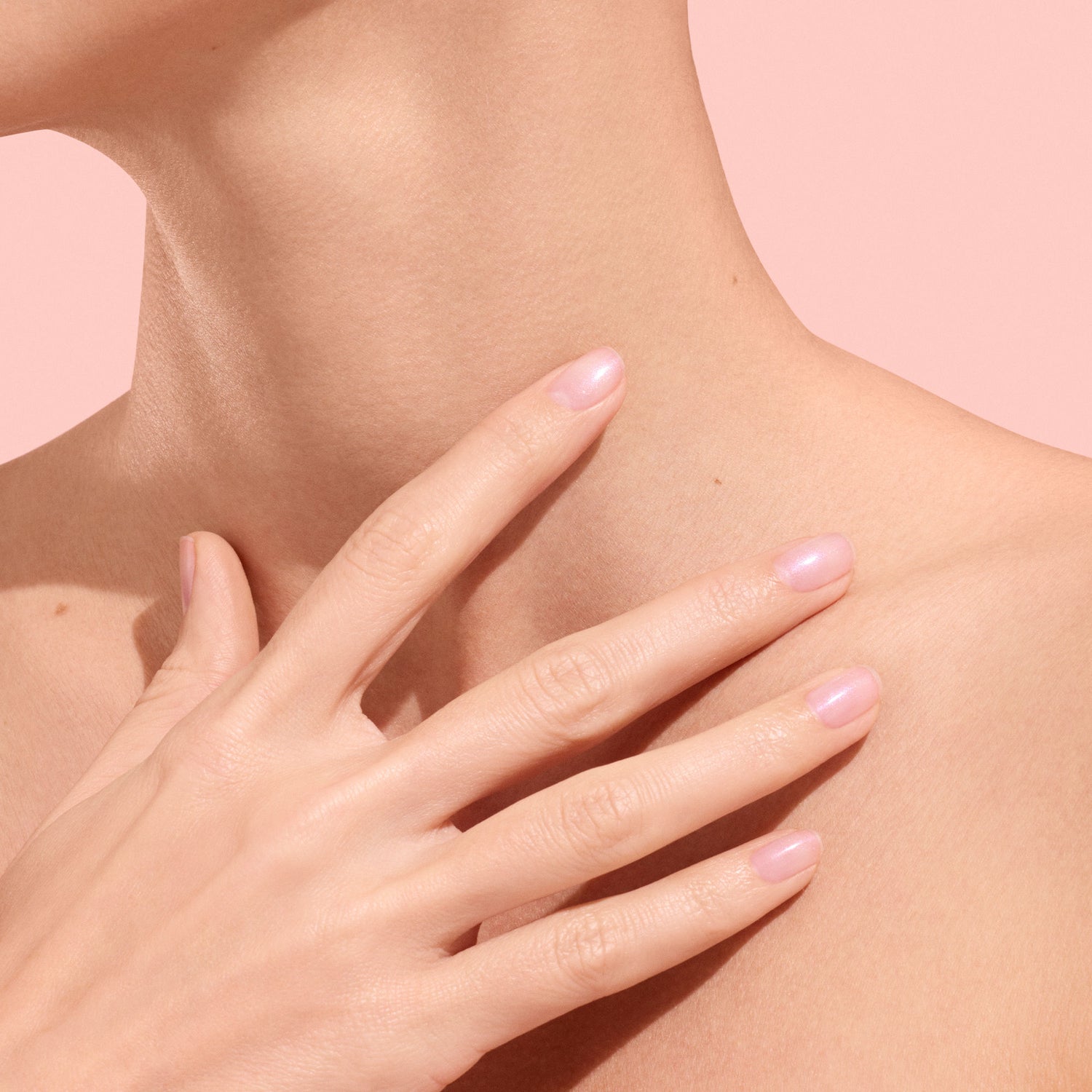 Model image of Manucurist Active Plump