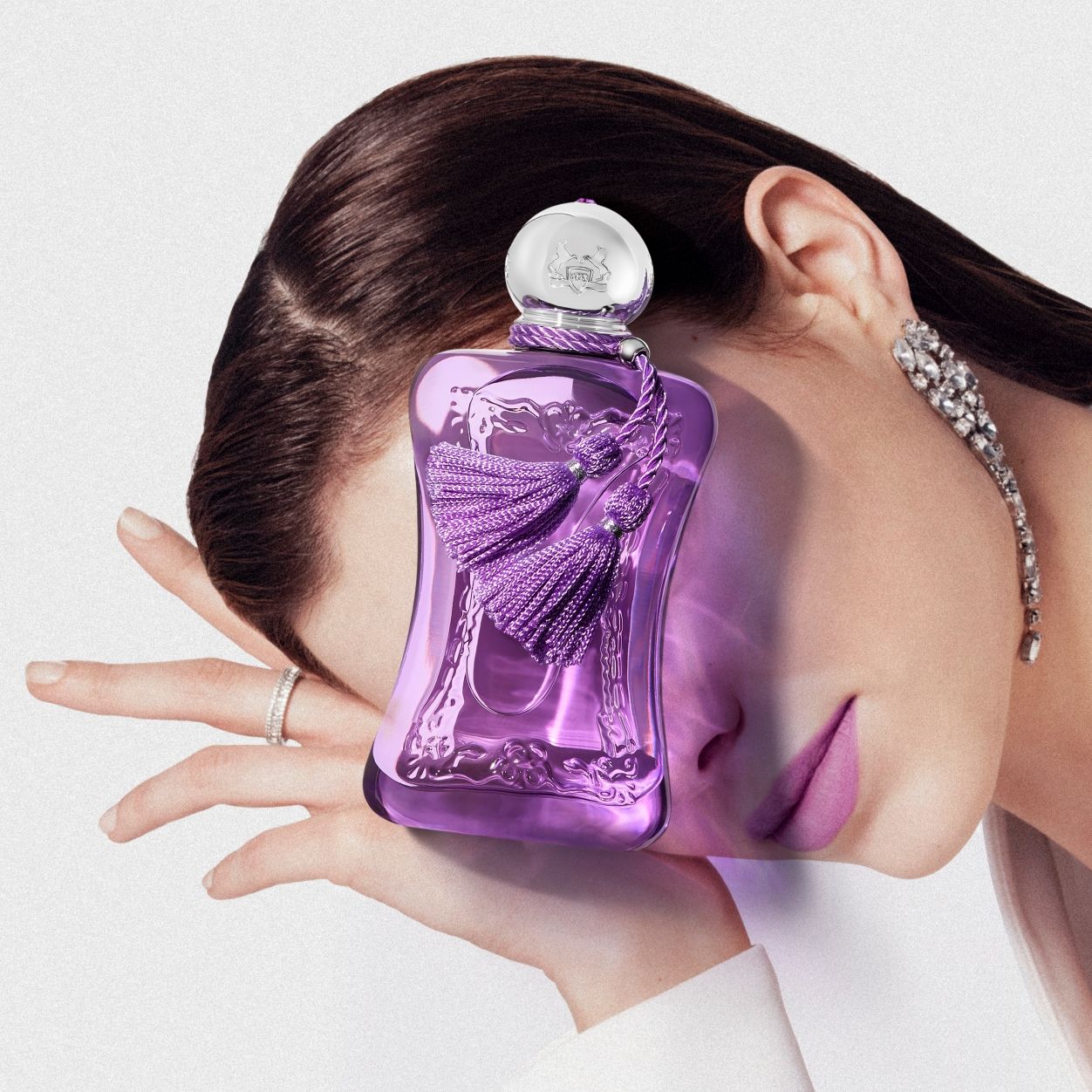 Lifestyle image of Parfums de Marly Palatine Eau de Parfum