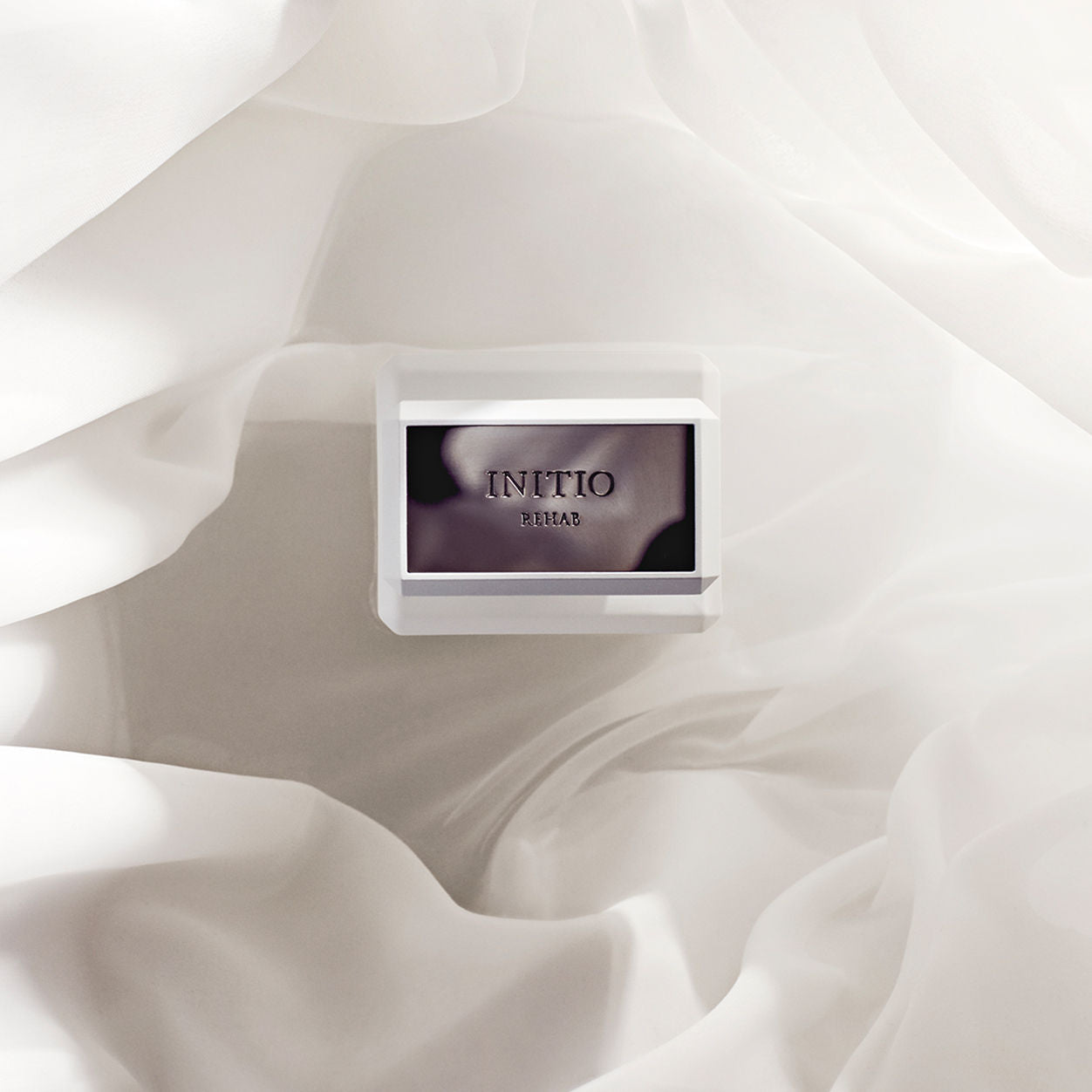 Lifestyle image of Initio Parfums Privés Rehab Extrait de Parfum