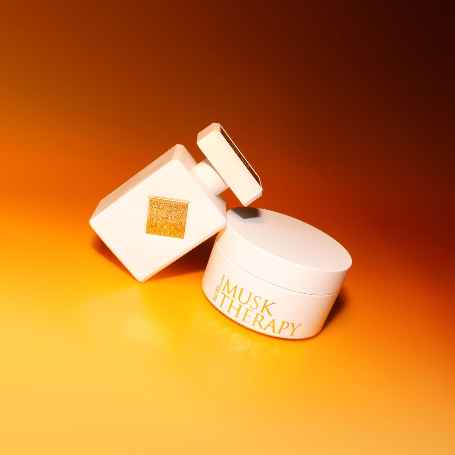 Lifestyle image of Initio Parfums Privés Musk Therapy Body Cream