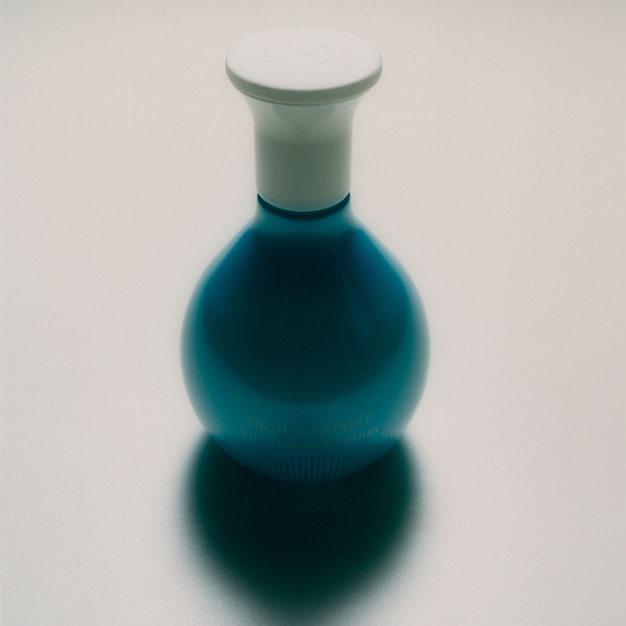 Lifestyle image of The Harmonist Yin Transformation Parfum