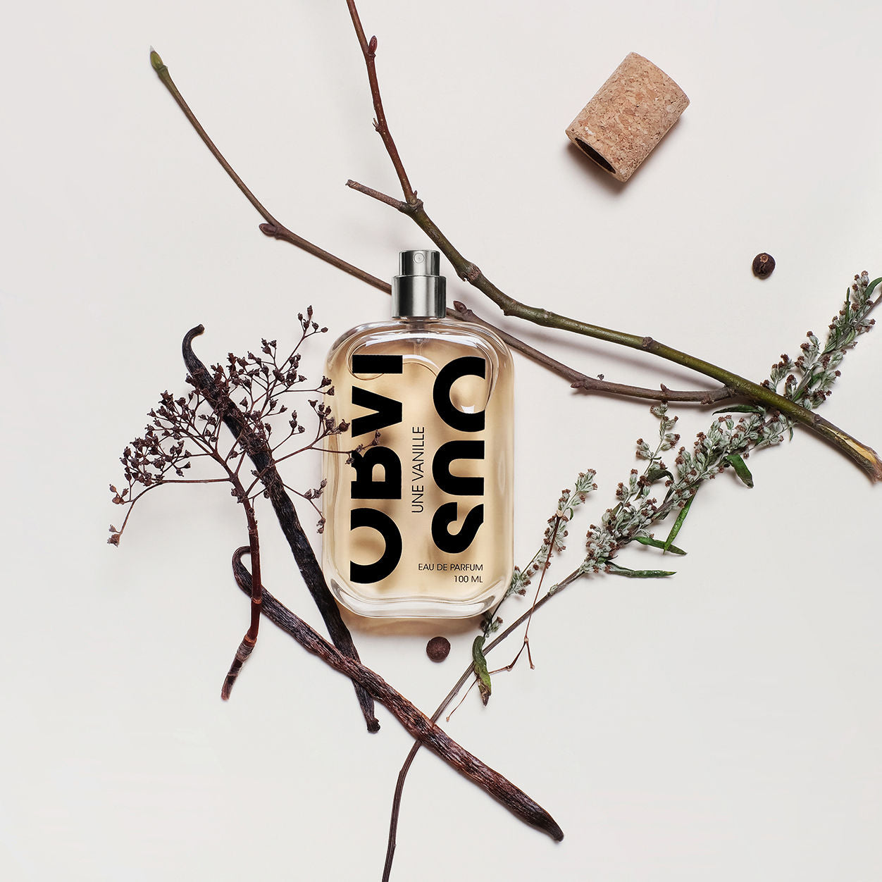 Lifestyle image of Obvious Une Vanille Eau de Parfum