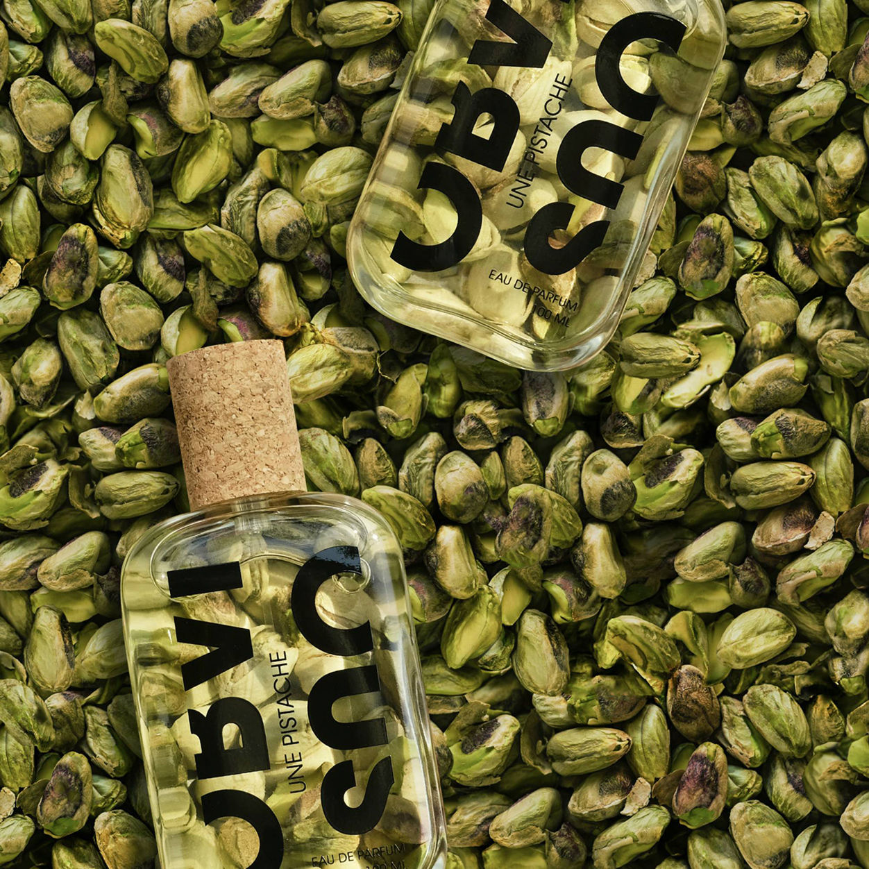 Lifestyle image of Obvious Une Pistache Eau de Parfum