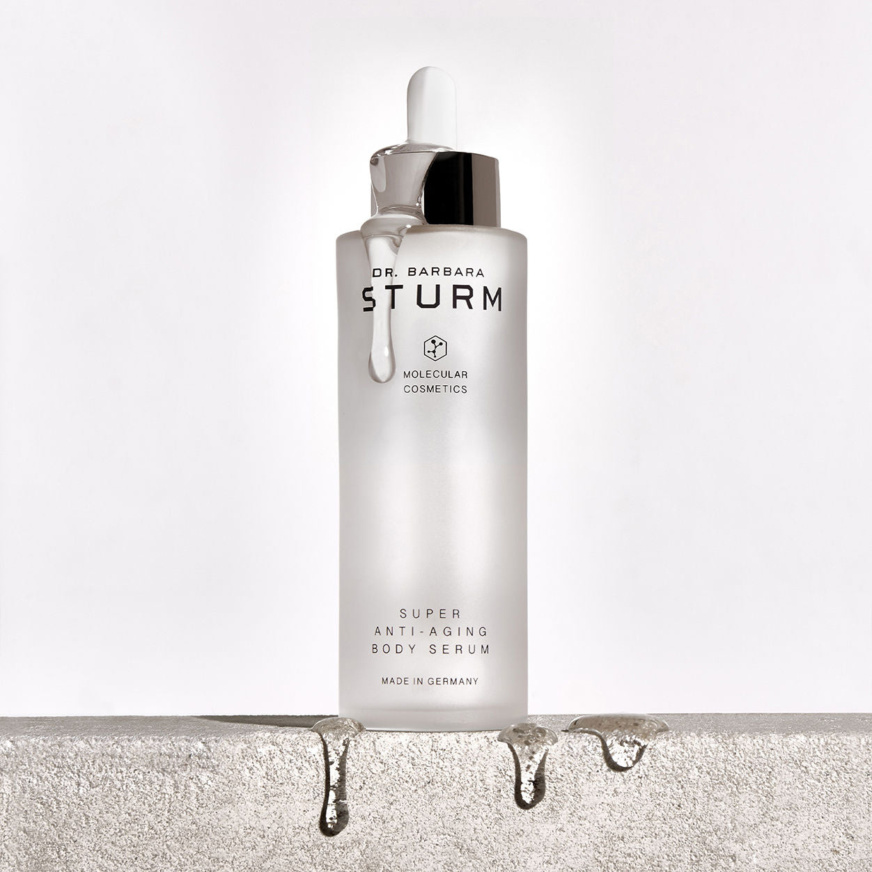 Lifestyle image of Dr. Barbara Sturm Super Anti-Aging Body Serum