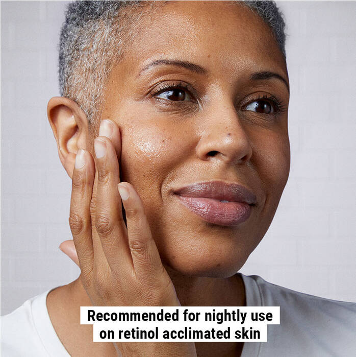 Model image of Kiehl's Since 1851 Fast Release Wrinkle-Reducing 0.3% Retinol Night Serum