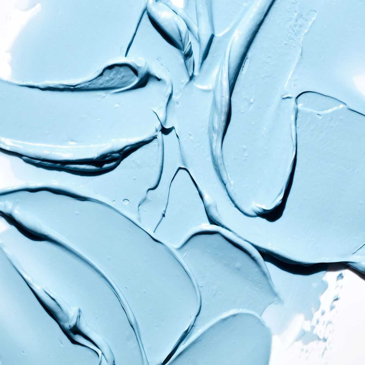 Lifestyle image of Christophe Robin Purifying Mask with Thermal Mud