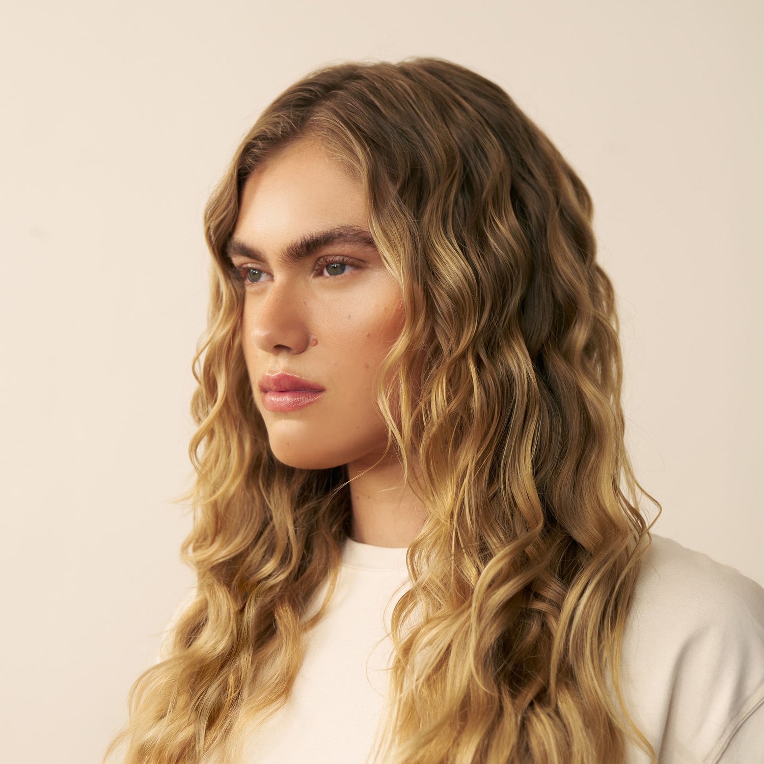 Before and after results of using Christophe Robin Shade Variation Mask Golden Blonde