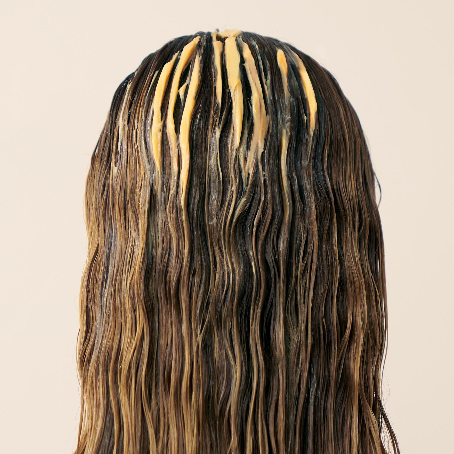 Model image of Christophe Robin Shade Variation Mask Golden Blonde