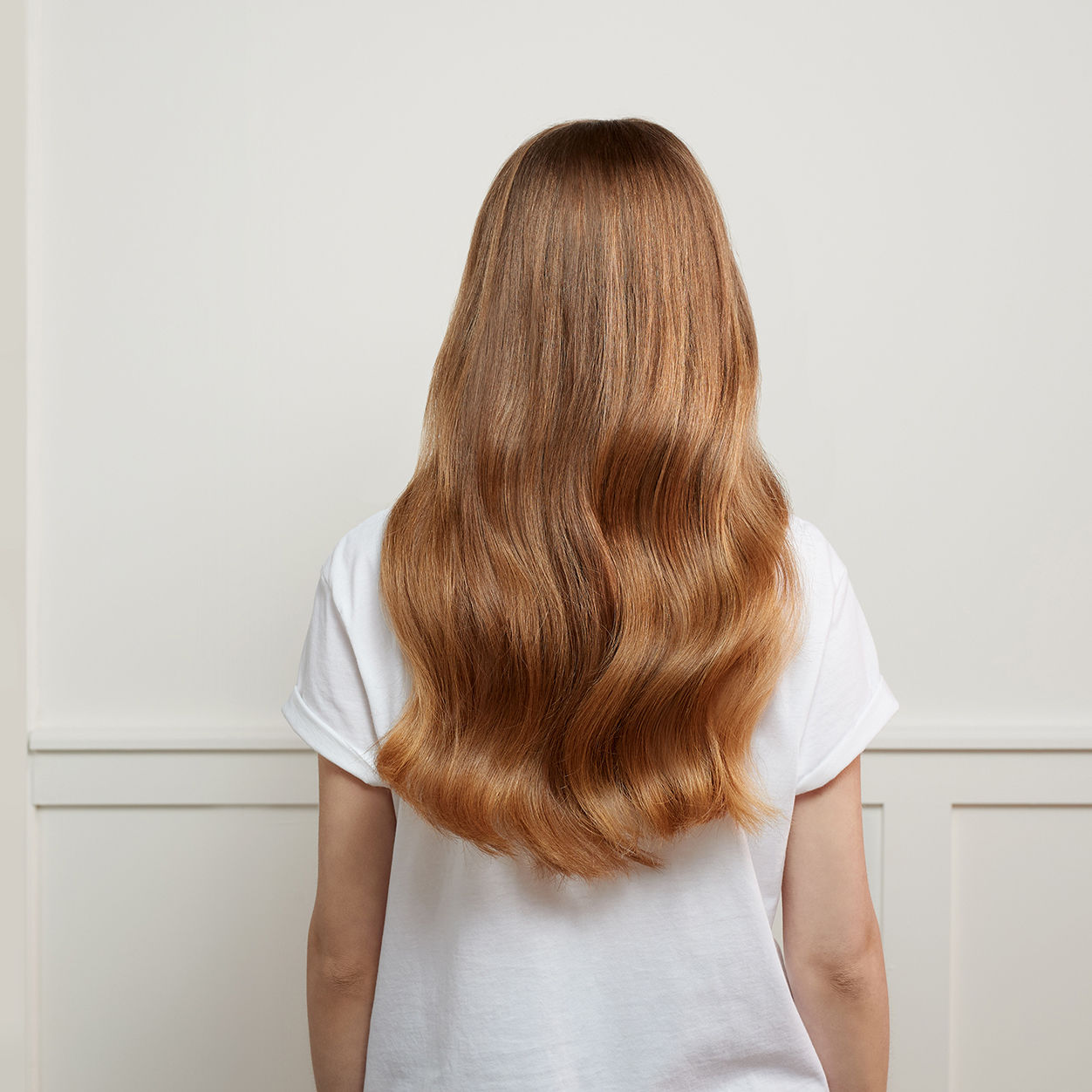 Model image of Christophe Robin Purifying Shampoo with Thermal Mud