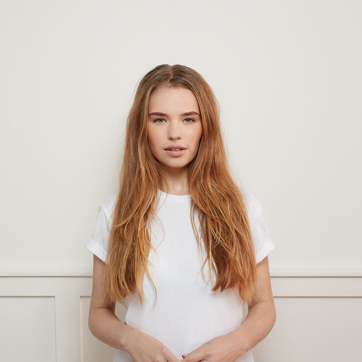 Model image of Christophe Robin Purifying Shampoo with Thermal Mud