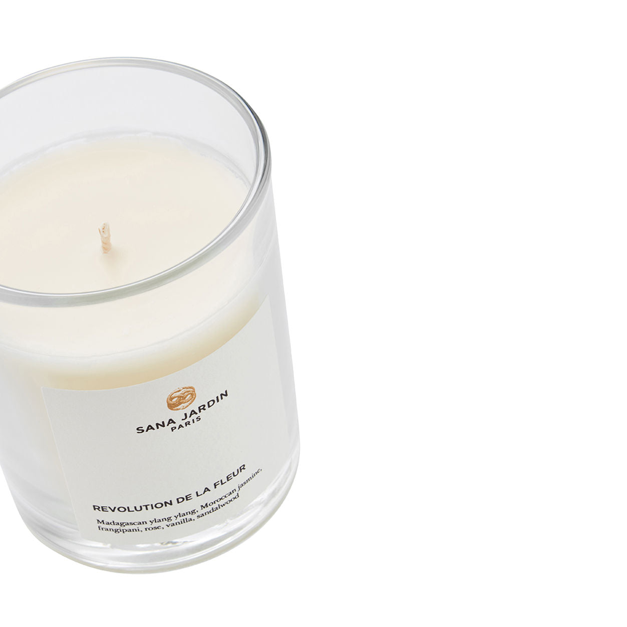 Lifestyle image of Sana Jardin Revolution de La Fleur Candle