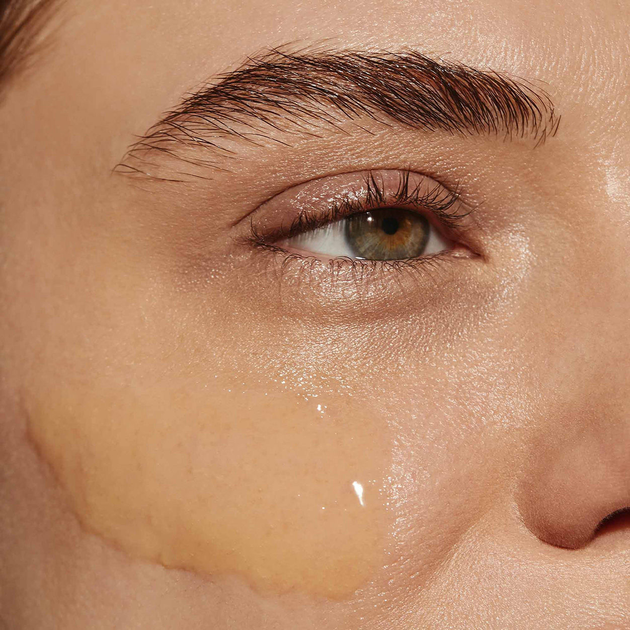 Model image of Whind Oasis Fresh Dissolving Jelly Cleanser