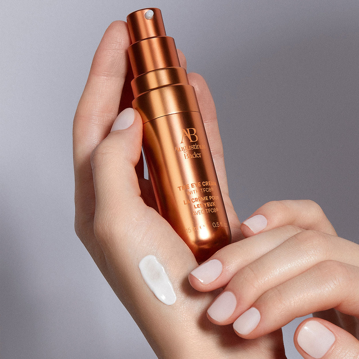 Model image of Augustinus Bader The Eye Cream Nomad