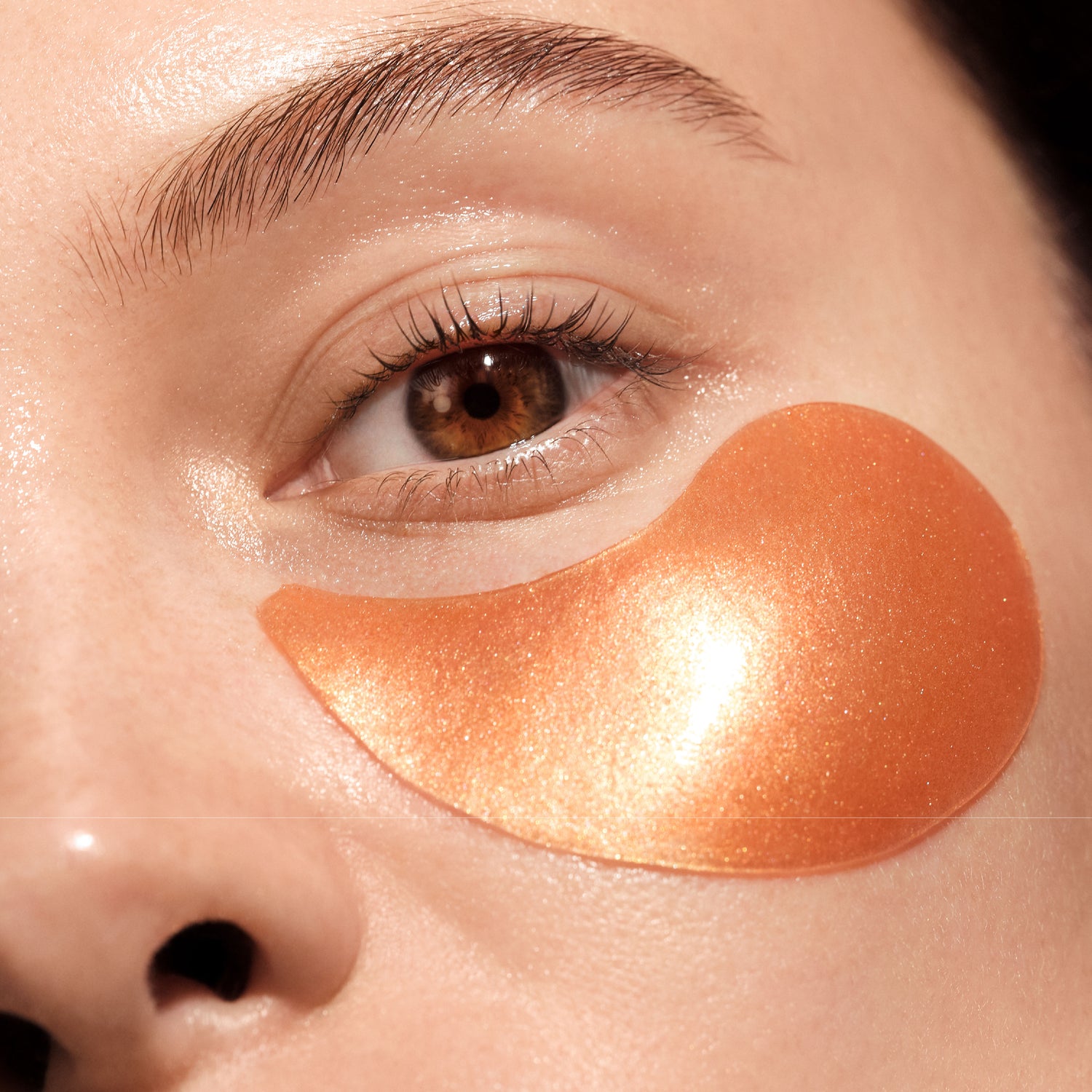 Model image of Augustinus Bader The Illuminating Collection (Limited Edition)