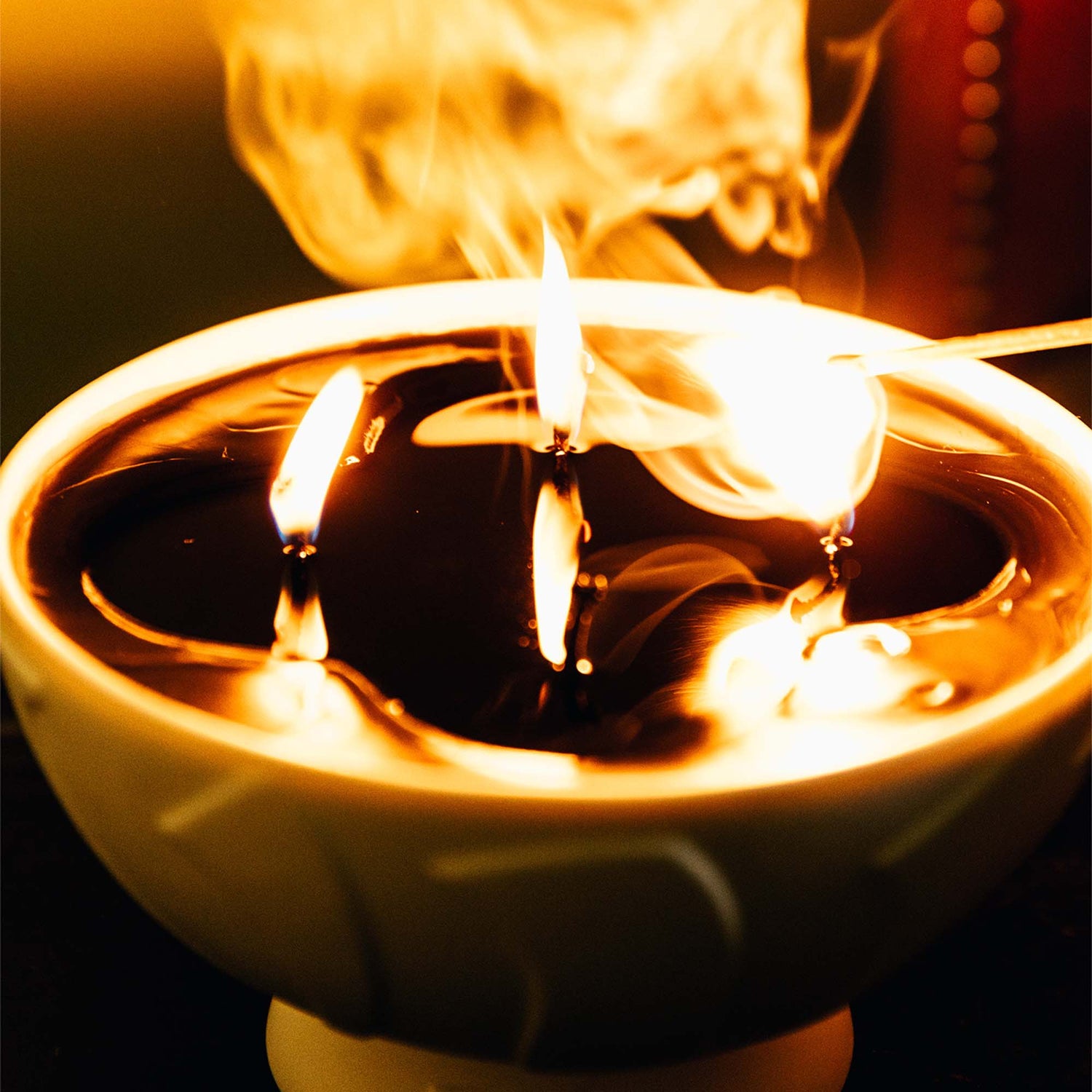 Lifestyle image of Vyrao Large Ember Candle