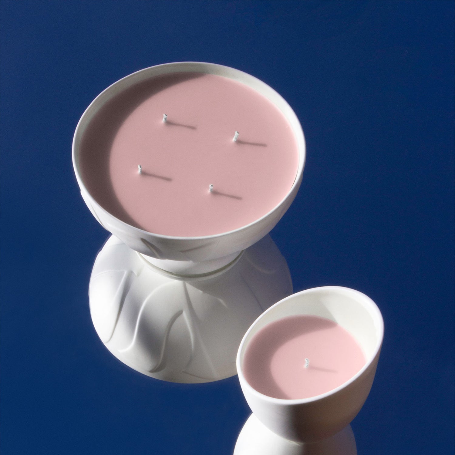 Lifestyle image of Vyrao Large Rose Marie Candle