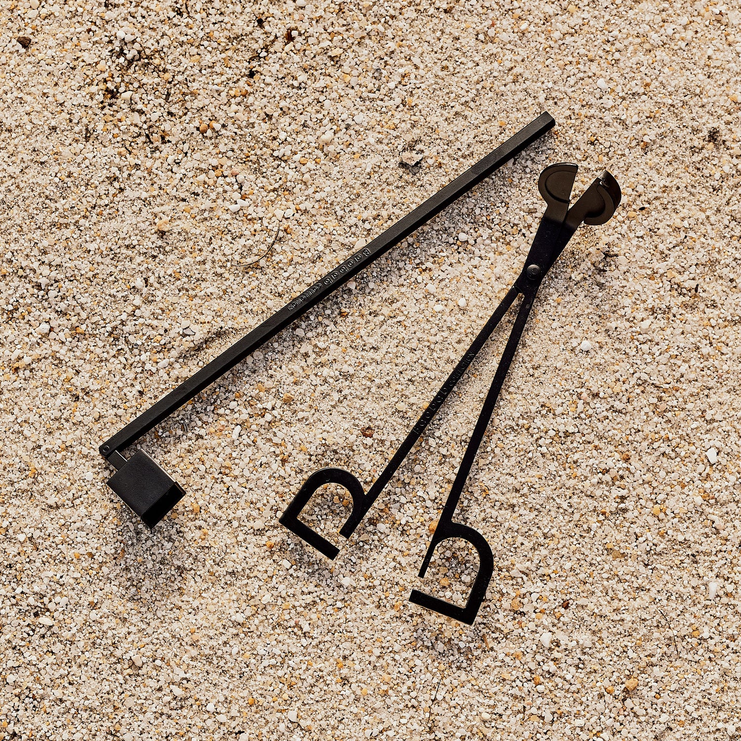 Lifestyle image of Baobab Collection Wick Trimmer