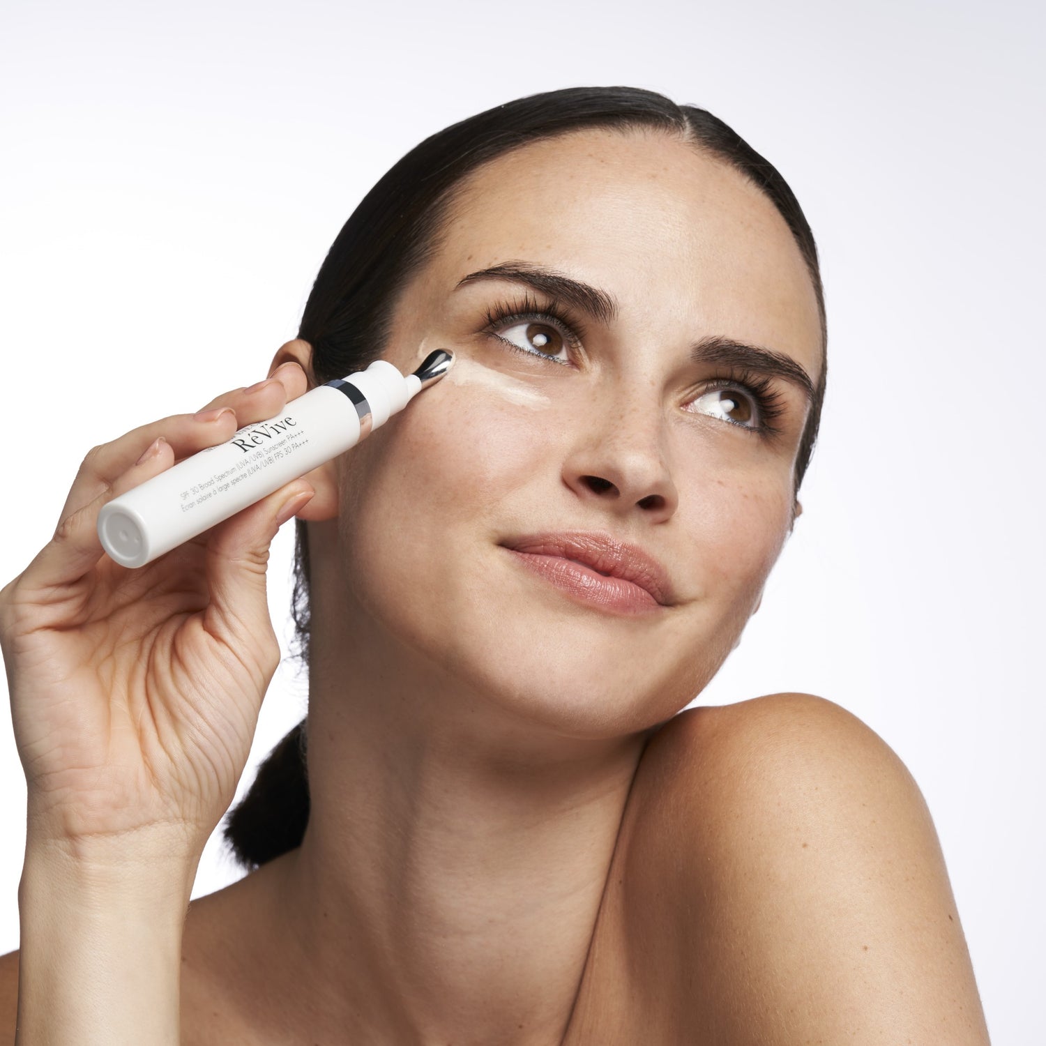 RéVive Sensitif Eye Cream SPF 30 lifestyle image .