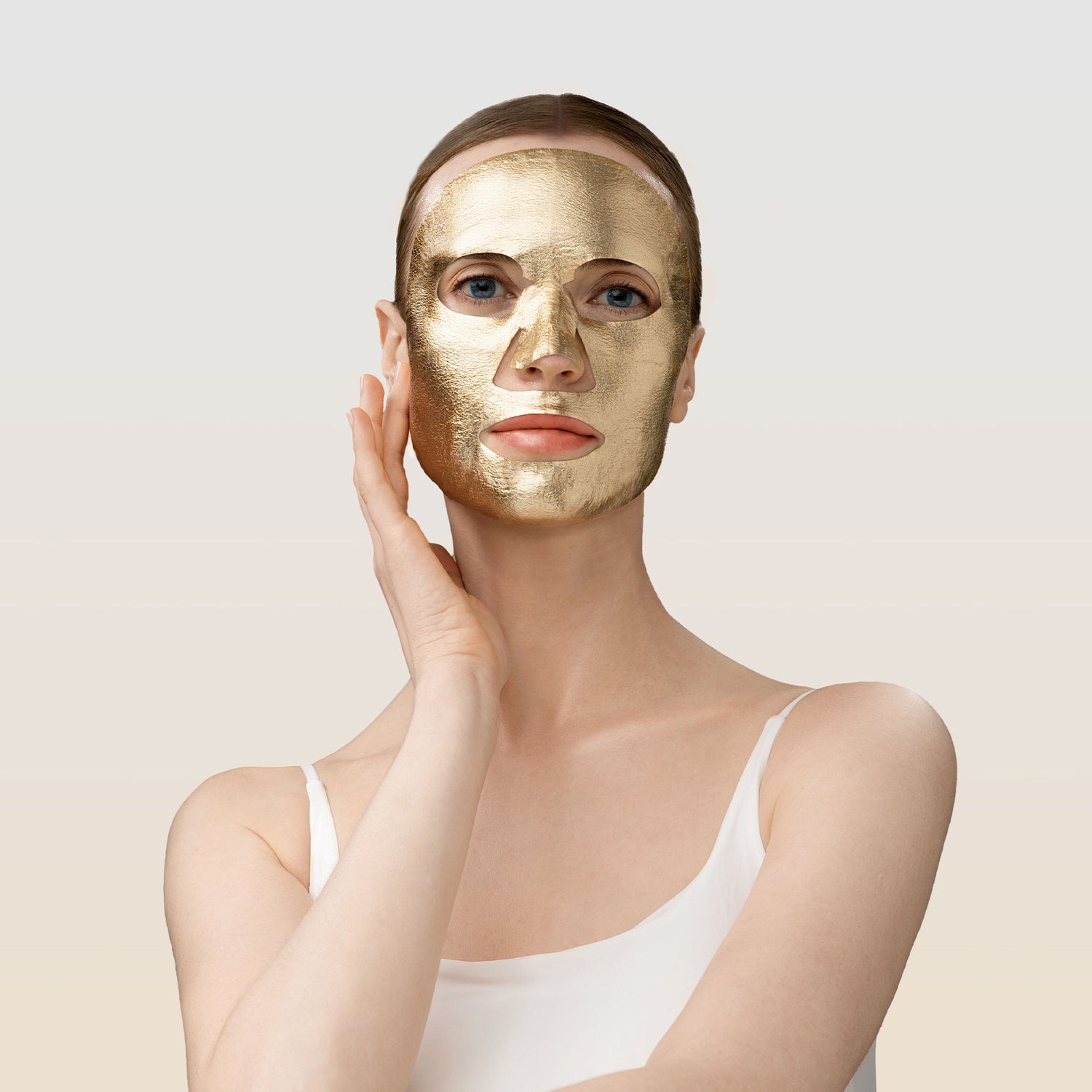 Model image of RéVive Brightening Face Mask