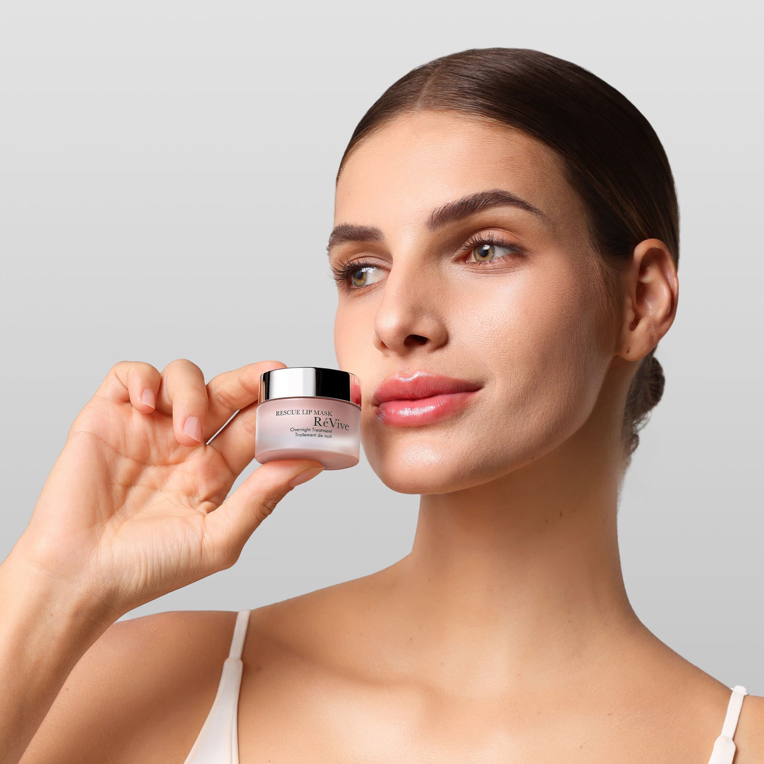Model image of RéVive Rescue Lip Mask Overnight Treatment