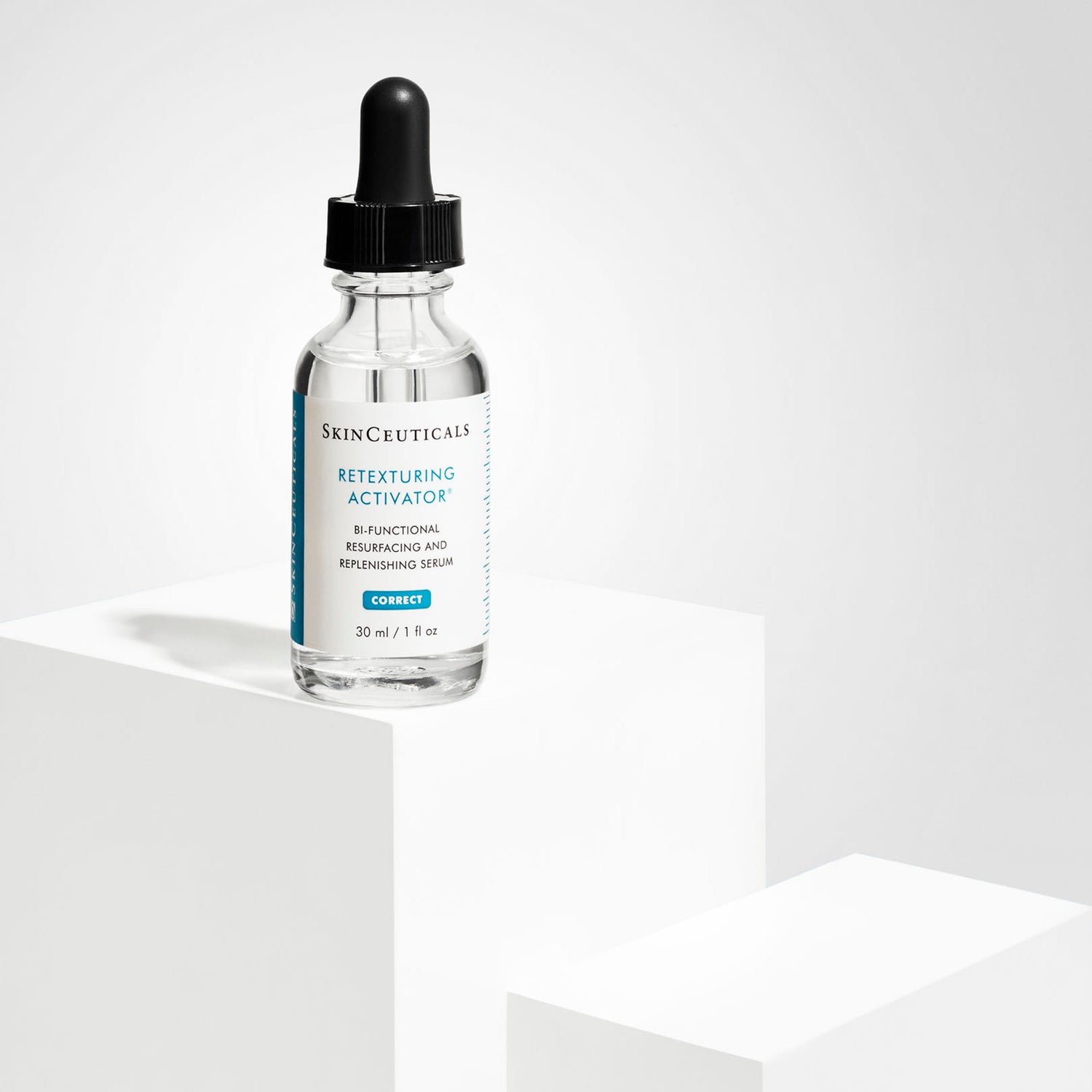 SkinCeuticals Retexturing Activator lifestyle image 2 .