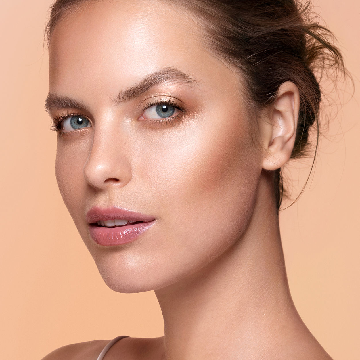 Model image of Chantecaille Cosmos Collection Highlighter (Limited Edition)