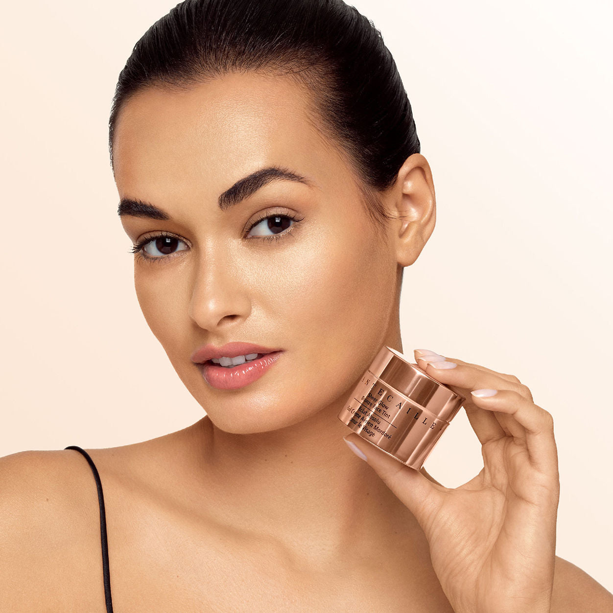 Model image of Chantecaille Sheer Glow Bronze Face Tint