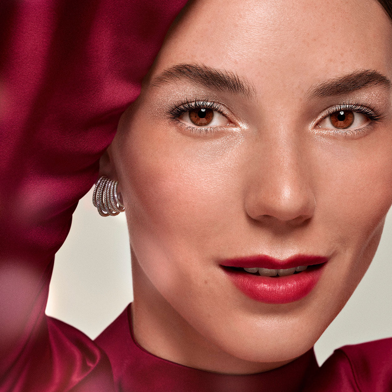 Swatch image of Chantecaille Cheek Light (Limited Edition)