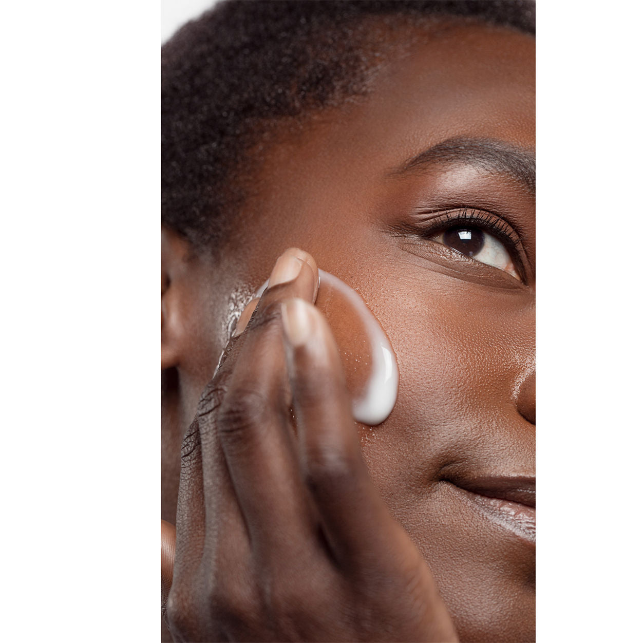 Model image of Dermalogica Smart Response Serum