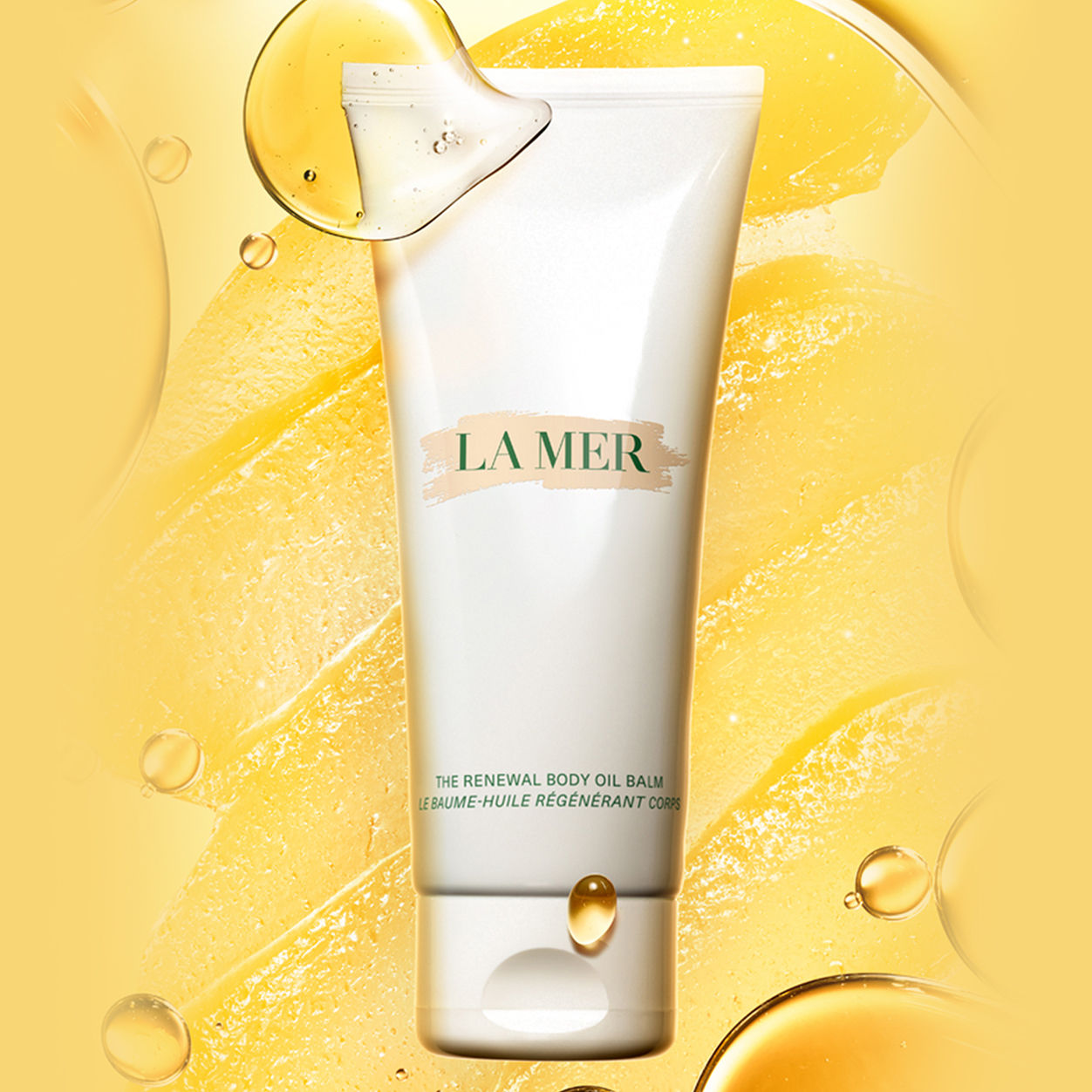 Lifestyle image of La Mer Renewal Body Oil Balm