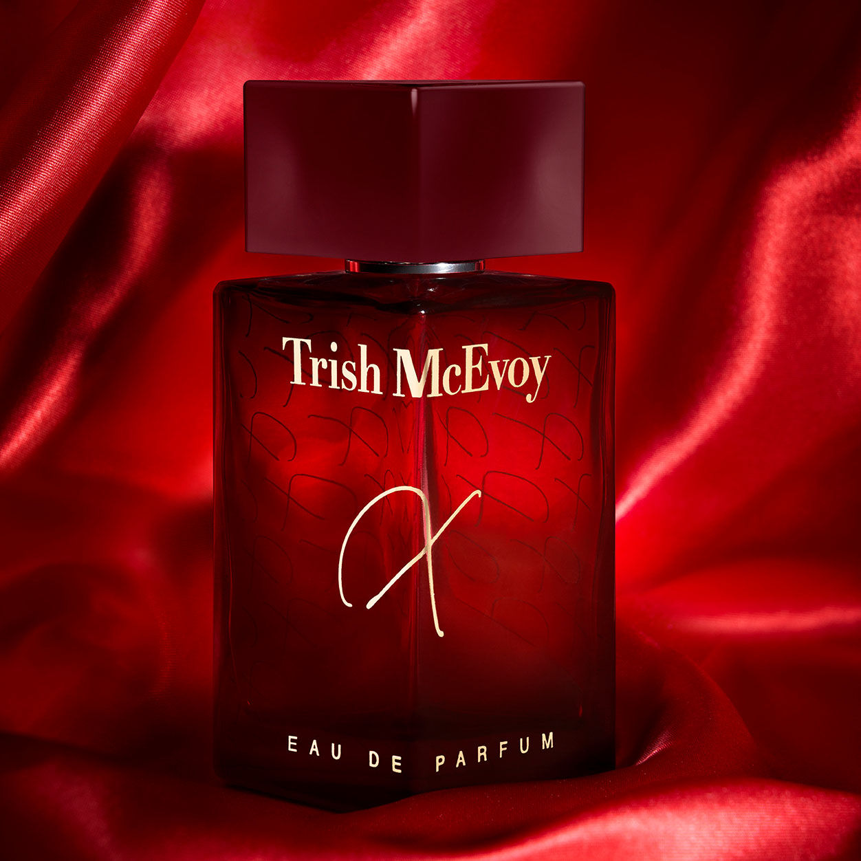 Lifestyle image of Trish McEvoy Fragrance X Eau de Parfum